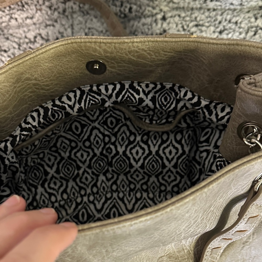 Steve Madden Taupe faux Leather Chain-Handle Shoulder Bag - Picture 5 of 5